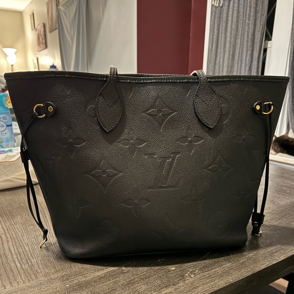Louis Vuitton Monogram Black Tote Bag